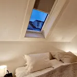 Nyaraló King Bed Great Location Floor