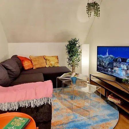 King Bed Great Location Floor 펜션 베르겐