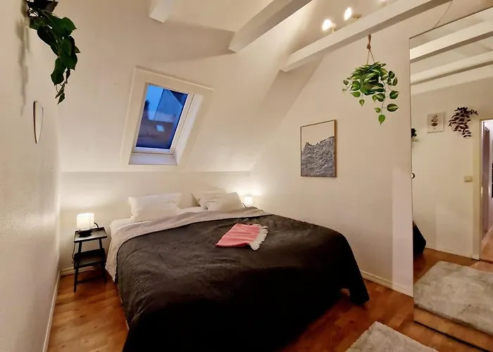 King Bed Great Location Floor ベルゲン